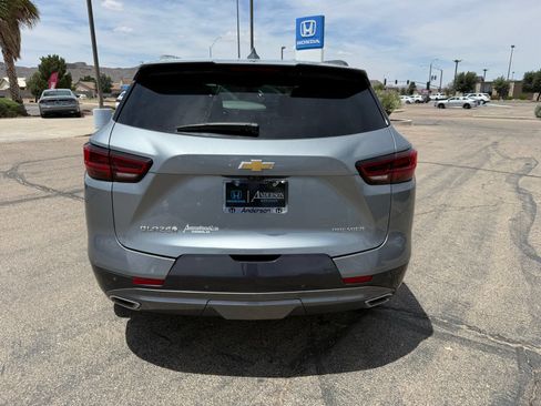 Used 2024 Chevrolet Blazer Premier w/ Driver Confidence II Package FWD image 7