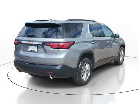 Used 2023 Chevrolet Traverse LT AWD/4WD image 4