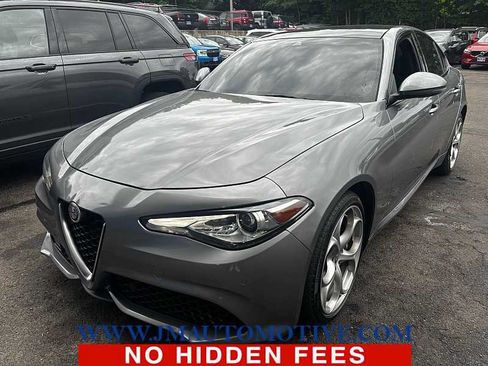 Used 2020 Alfa Romeo Giulia Ti Sport w/ Quick Order Package 22S Sport AWD/4WD image 1