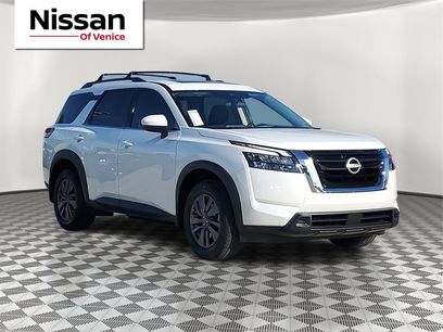 New 2025 Nissan Pathfinder SV