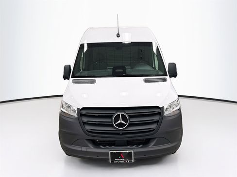 New 2026 Mercedes-Benz Sprinter 2500 image 2