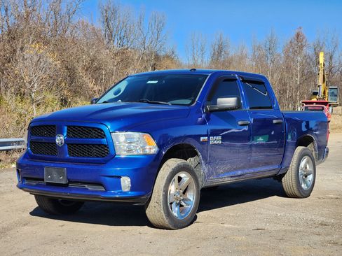 Used 2018 RAM 1500 Express w/ Express Value Package image 13