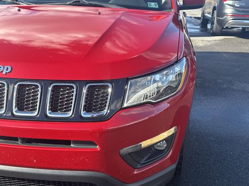 Used 2019 Jeep Compass Latitude image 9