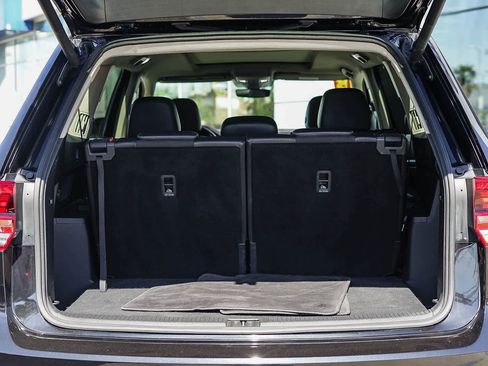 Used 2018 Volkswagen Atlas SEL Premium image 30