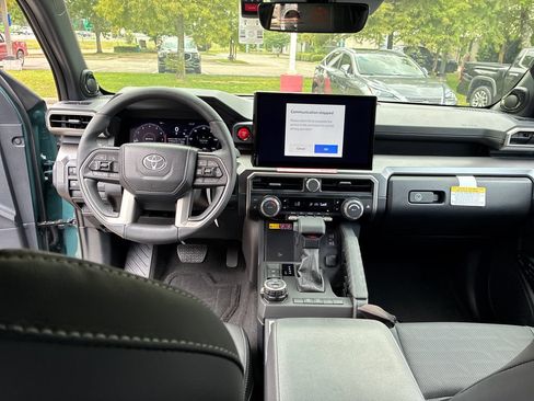 New 2026 Toyota 4Runner TRD Off-Road Premium AWD/4WD image 17