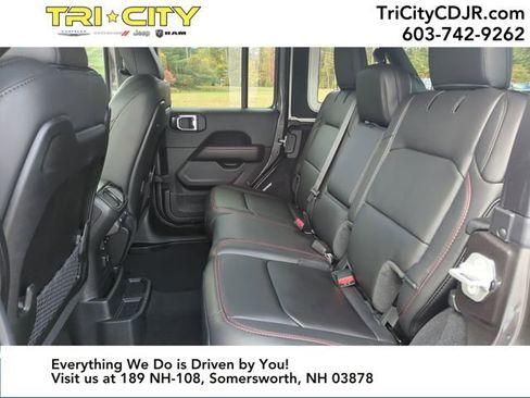 New 2026 Jeep Wrangler Unlimited Rubicon image 24