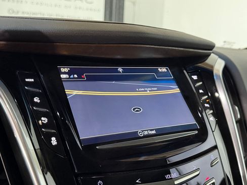 Used 2018 Cadillac Escalade ESV Premium Luxury AWD/4WD image 16