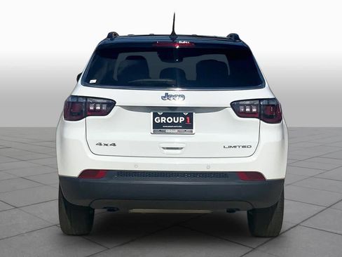 Used 2025 Jeep Compass Limited AWD/4WD image 5