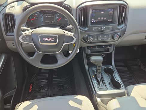 Certified 2020 GMC Canyon 2WD Crew Cab w/ Convenience Package image 11