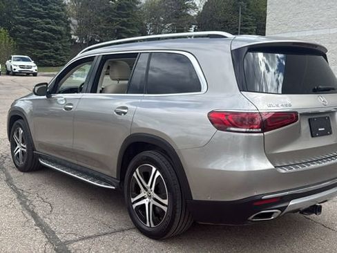 Used 2023 Mercedes-Benz GLS 450 4MATIC image 6