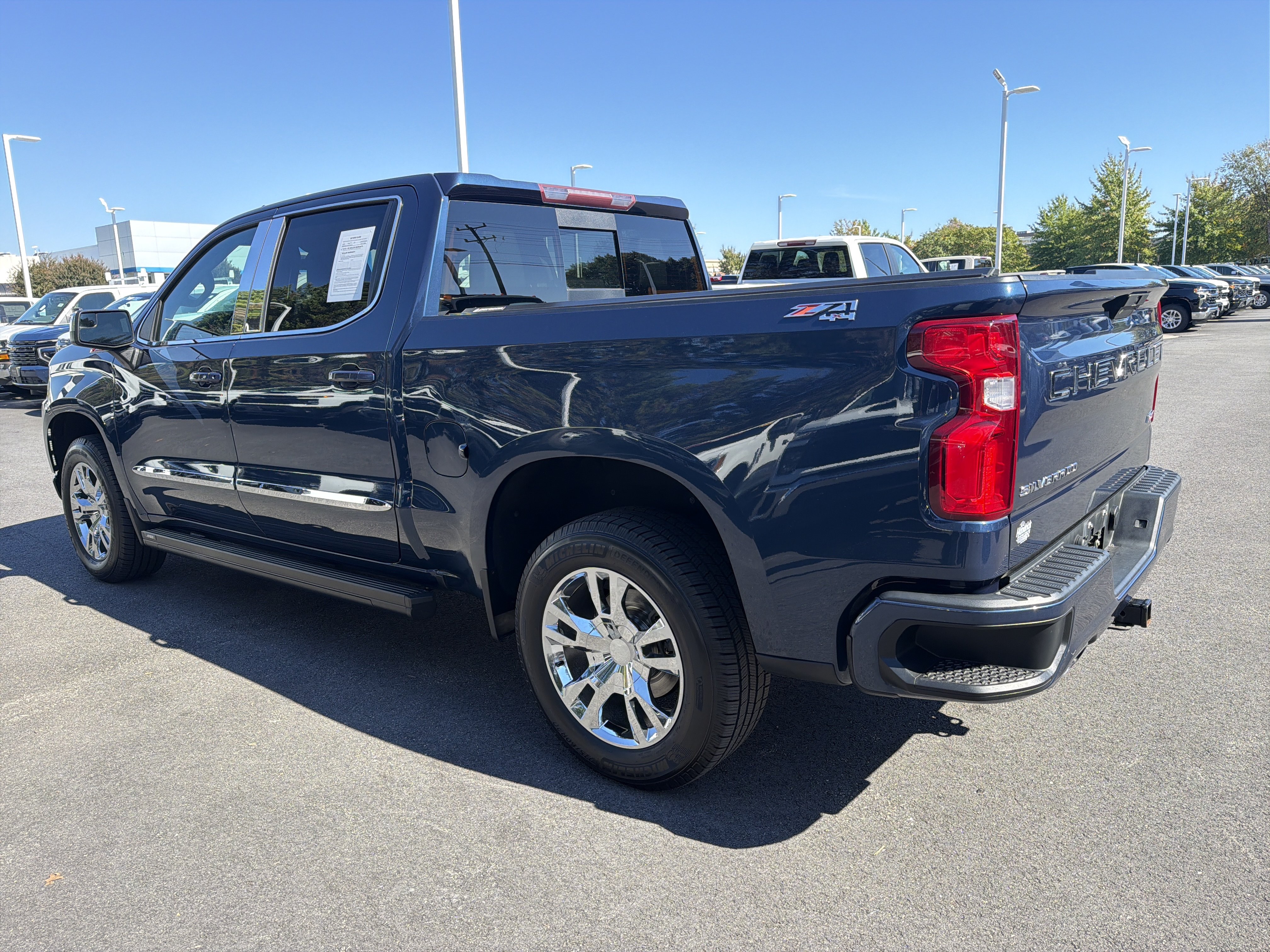 Used 2021 Chevrolet Silverado 1500 RST w/ All Star Edition Plus AWD/4WD image 8