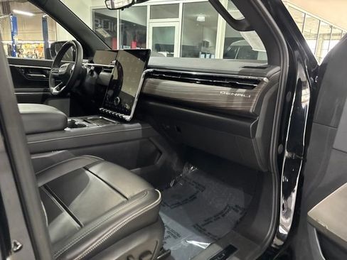 Used 2026 GMC Sierra EV Denali AWD/4WD image 34