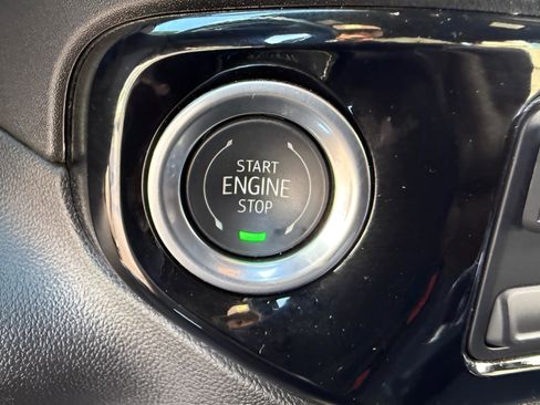 Certified 2024 Chevrolet Silverado 2500 High Country w/ High Country Premium Package image 17