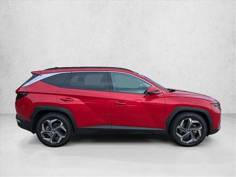 Used 2023 Hyundai Tucson Limited FWD image 4