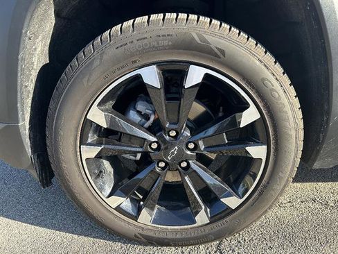 Used 2025 Chevrolet Equinox RS w/ Convenience Package III AWD/4WD image 11