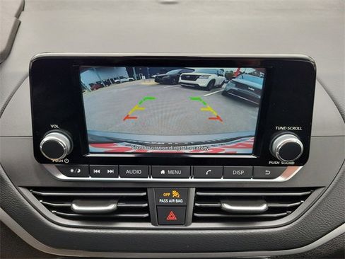 Used 2024 Nissan Altima 2.5 S image 30