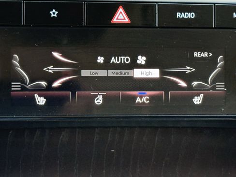 Used 2024 Genesis GV80 2.5T image 23