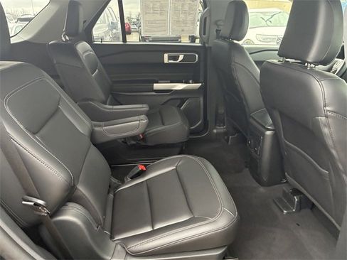Certified 2023 Ford Explorer XLT w/ Equipment Group 202A image 18