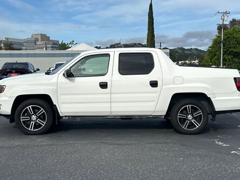 Used 2013 Honda Ridgeline Sport image 2