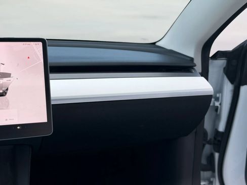 Used 2023 Tesla Model 3 Standard Range RWD image 28