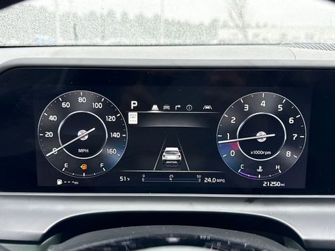 Used 2024 Kia Seltos SX image 19