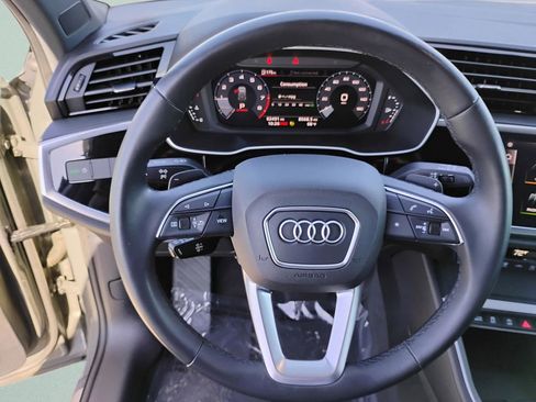 Used 2021 Audi Q3 2.0T Premium image 30