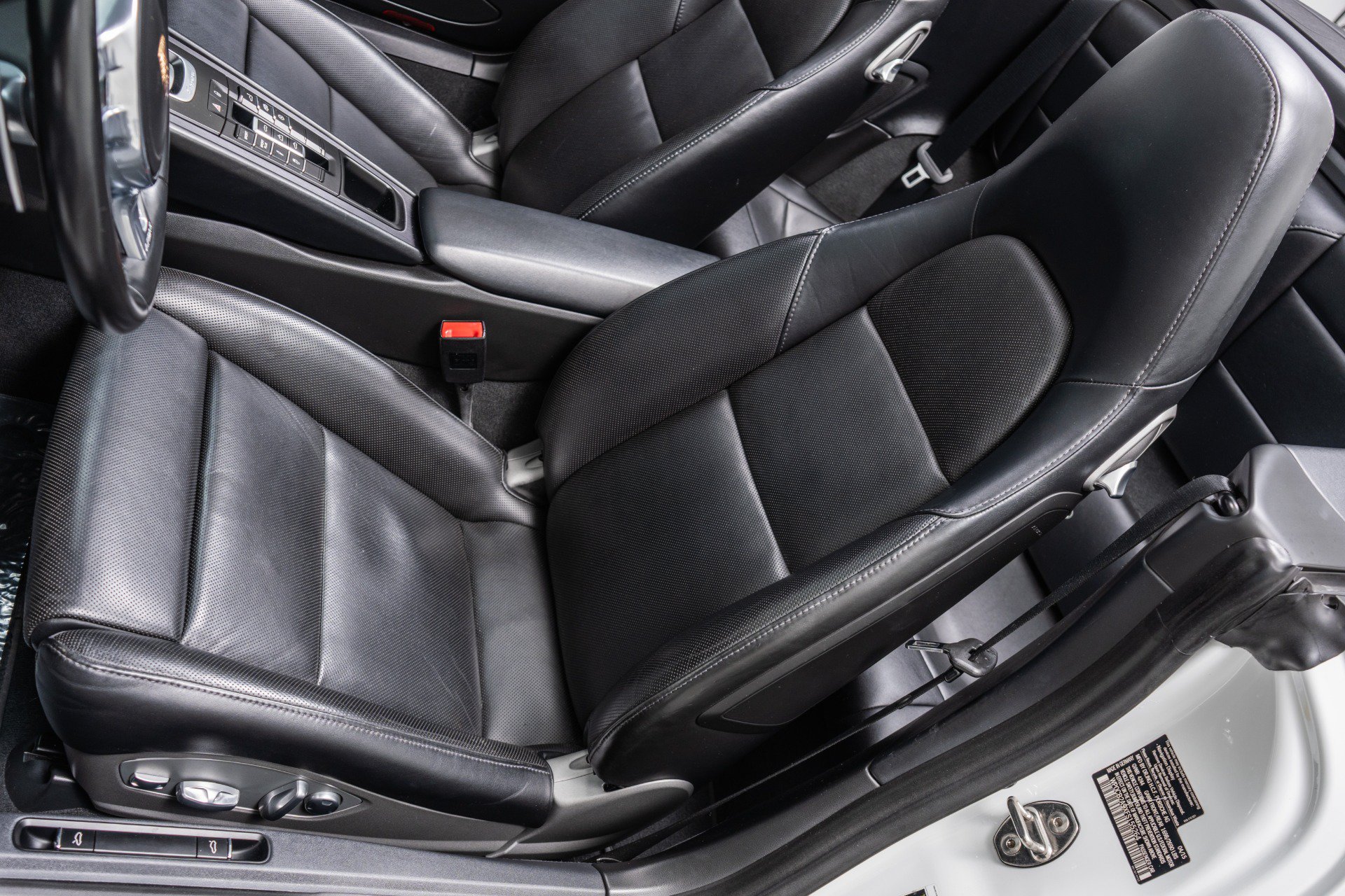 Used 2015 Porsche 911 Carrera GTS RWD image 26