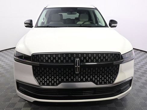 New 2025 Lincoln Navigator L Reserve image 10