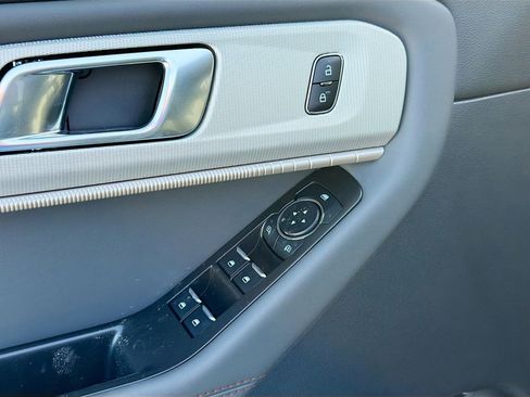 New 2026 Ford Explorer Active RWD image 23