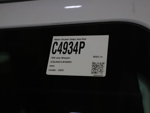 Used 2020 Jeep Wrangler Sport AWD/4WD image 28