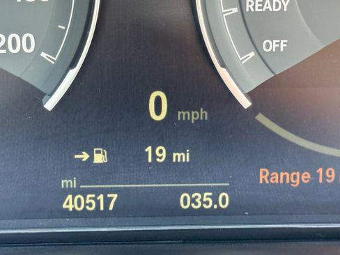 Used 2015 BMW M4 Coupe image 28