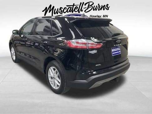 Used 2024 Ford Edge SEL w/ Convenience Package AWD/4WD image 3