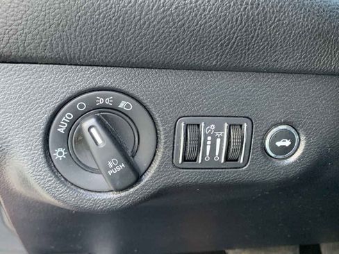 Used 2020 Dodge Challenger R/T Scat Pack w/ Driver Convenience Group image 15