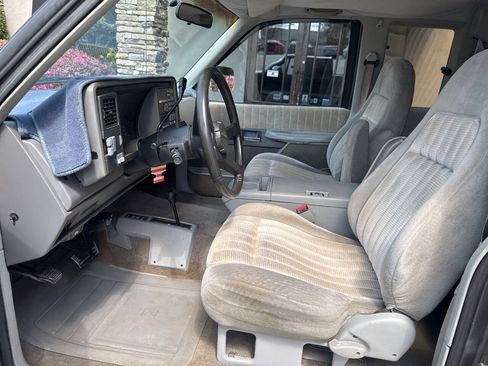 Used 1992 Chevrolet Silverado 2500 4x4 Extended Cab image 20