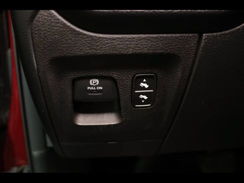 Used 2022 RAM 1500 Laramie AWD/4WD image 24