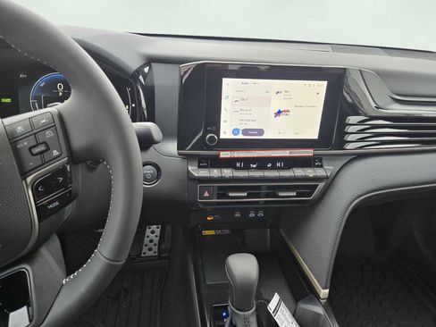 New 2026 Toyota Camry SE image 18