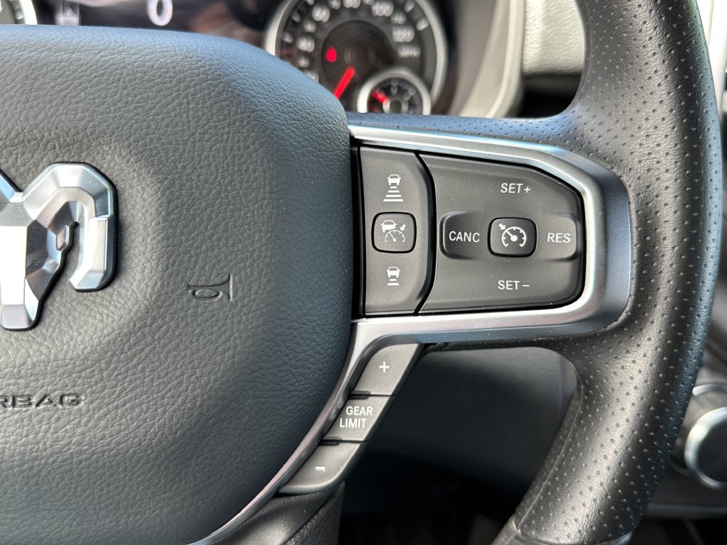 New 2026 RAM 1500 Express AWD/4WD image 22
