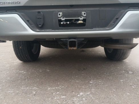 Used 2023 Chevrolet Colorado LT image 9