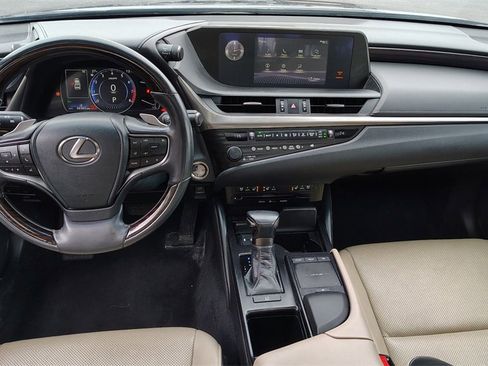 Used 2020 Lexus ES 350 w/ Premium Package image 12