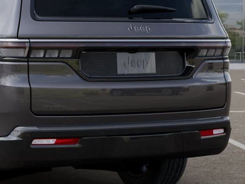 New 2026 Jeep Grand Wagoneer 4WD image 13