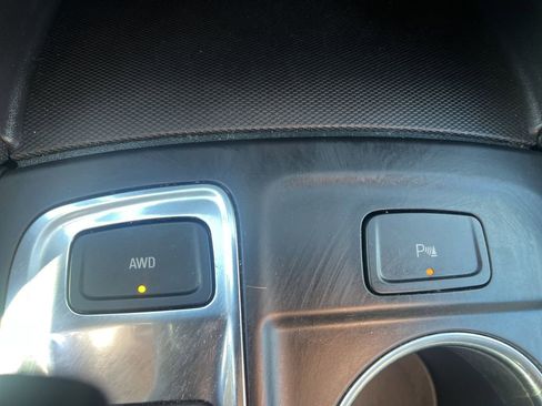 Certified 2024 Chevrolet Equinox LT image 12