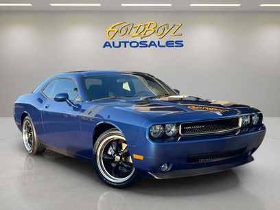 Used 2009 Dodge Challenger R/T w/ Sound Group