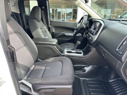 Used 2021 Chevrolet Colorado LT w/ Fleet Safety Package image 34