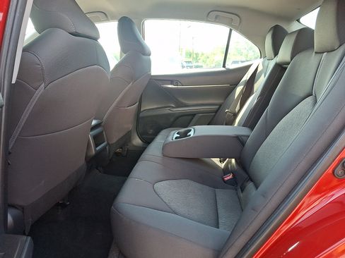 Used 2024 Toyota Camry LE FWD image 10