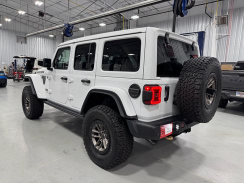 New 2025 Jeep Wrangler Unlimited Rubicon 392 image 10