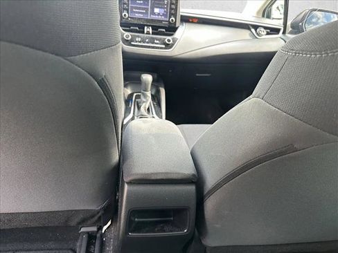Used 2022 Toyota Corolla LE image 24