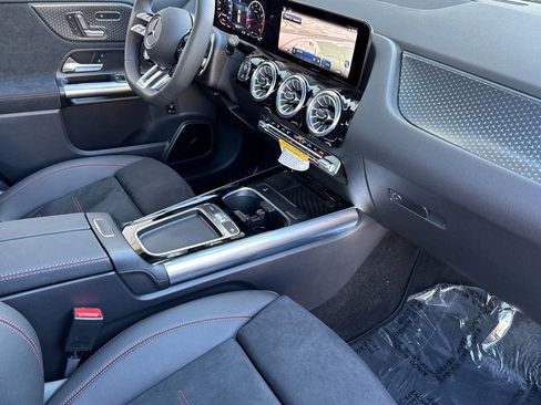 New 2025 Mercedes-Benz GLA 35 AMG AMG GLA 35 image 27