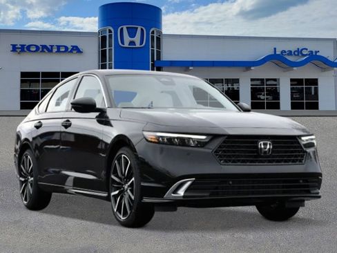 New 2026 Honda Accord Touring image 7