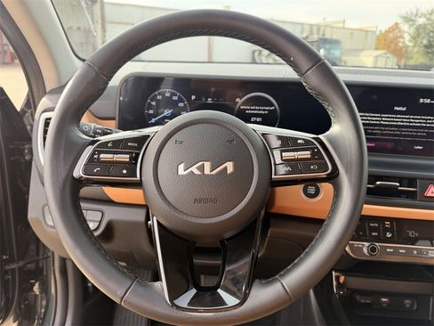 Certified 2024 Kia Seltos EX image 15