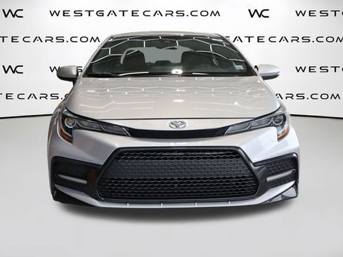 Used 2020 Toyota Corolla SE image 4